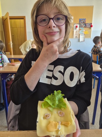 2d1efb17 6858 4900 a42e fd7b549720c1