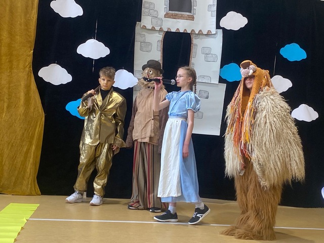 9F7DC34D 5347 4B97 94C7 D1AC40209CA1