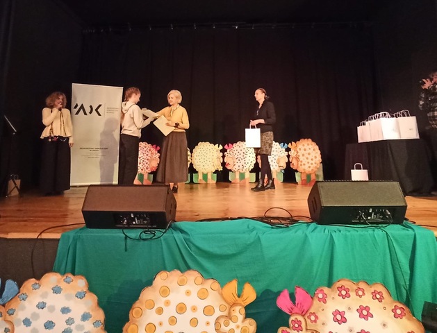 5c41eb49 34d8 44dd 8ff5 0e4ce5900be1