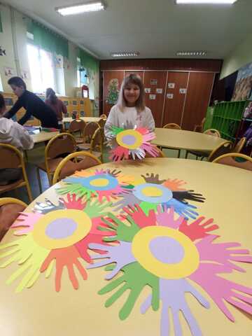 17063dca 74fc 485b a1a4 888f7d52b306