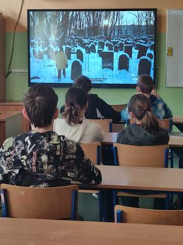 867b3288 623a 4280 b878 d34d574ace79